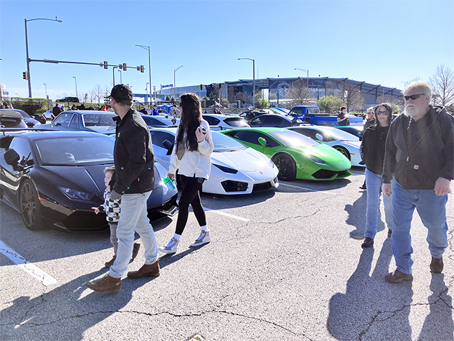 lamborghini huracan at kansas city speedway